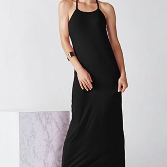 NWT FABLETICS BLACK NEEMA MAXI DRESS S4-6 - Picture 1 of 4